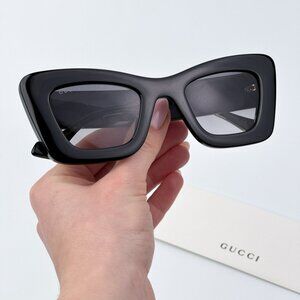 Gucci Women BRAND NEW Sunglasses Black Grey Gradient Butterfly GG1552S 001